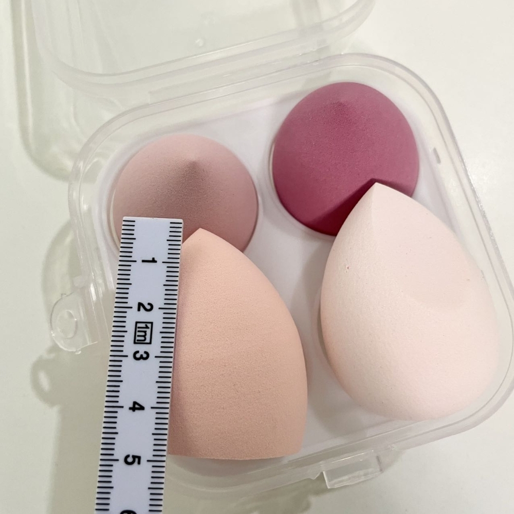 Set of 4 Pink Makeup Sponges - Picture 4 of 8